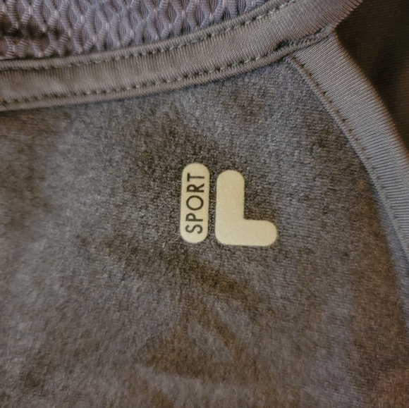 Shorts - Picture 6 of 6